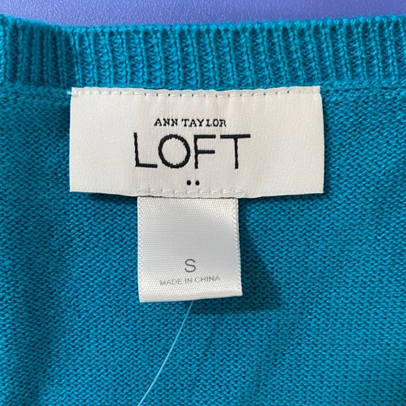 Loft long sleeve light sweater NWT - Picture 8 of 11